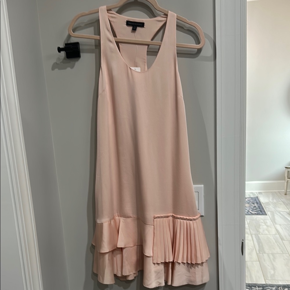 Elegant Peach Sleeveless Dress